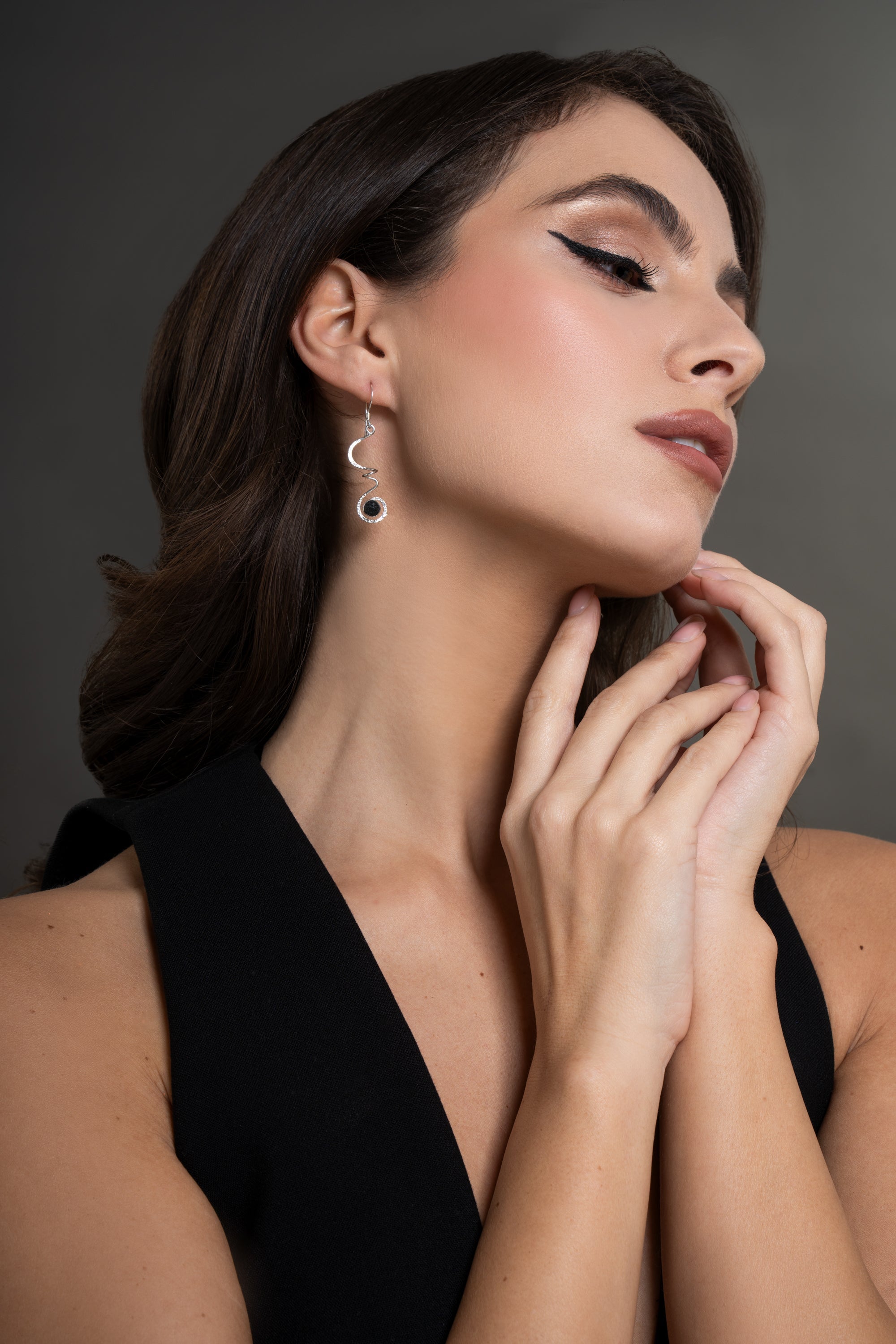 Il meglio del made in Italy, orecchini in argento rodiato